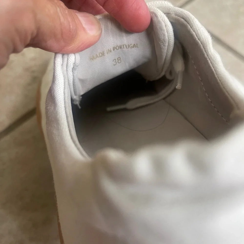 Jenni Kayne White Canvas Platform Sneakers Gum Sole Made in Portugal Size 38/8
